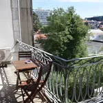 Rent 1 bedroom apartment of 646 m² in Porto