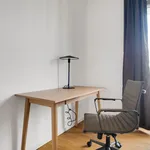 Rent 3 bedroom apartment of 72 m² in Berlin