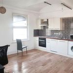 Rent 2 bedroom flat in Yorkshire And The Humber