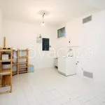 Rent 6 bedroom house of 260 m² in Milano