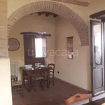 Rent 12 bedroom house of 520 m² in Amelia