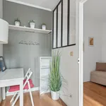 Appartement de 27 m² avec 4 chambre(s) en location à Paris