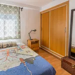 Alquilo 6 dormitorio apartamento de 75 m² en Valencia