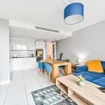 Rent 3 bedroom apartment of 103 m² in London