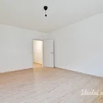 Pronajměte si 2 ložnic/e byt o rozloze 69 m² v Horšovský Týn