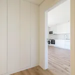 Rent 2 bedroom apartment of 60 m² in Lisbon