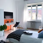 Rent a room in turin