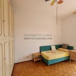 Rent 4 bedroom apartment of 15 m² in Bra