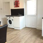 Rent 3 bedroom house in East Midlands