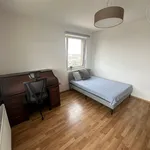 Pronajměte si 4 ložnic/e byt o rozloze 104 m² v Prague