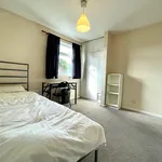 Rent 4 bedroom flat in Winchester