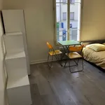 Rent 1 bedroom apartment of 21 m² in PARIS