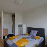 Appartement de 68 m² avec 4 chambre(s) en location à Pontoise