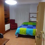 Rent 4 bedroom house in Seville