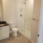 Rent 3 bedroom apartment in Mississauga (City Centre)