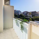 Rent 2 bedroom apartment in Porto