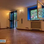 Rent 2 bedroom apartment of 58 m² in Naples