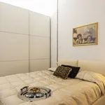 Rent 1 bedroom apartment of 50 m² in Florence