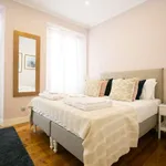 Rent a room in lisbon