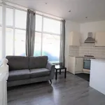 Rent 2 bedroom apartment in London