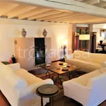 Rent 13 bedroom house of 1 m² in Firenze