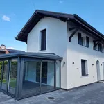 Miete 6 Schlafzimmer haus von 150 m² in Vessy