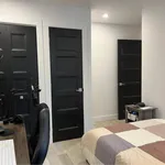  appartement avec 4 chambre(s) en location à Montreal