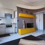 Rent 1 bedroom apartment of 60 m² in milan