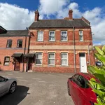 Rent 1 bedroom flat in Worcester