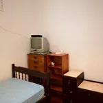 Rent a room in lisbon