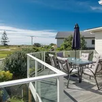 Rent 3 bedroom apartment in Papamoa