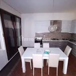 4-room flat good condition, first floor, Centro, Adria