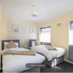 Rent 3 bedroom house in North West England