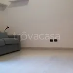 Rent 1 bedroom apartment of 30 m² in Milano