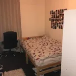 Rent 4 bedroom house in West Midlands