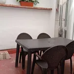 Rent a room of 150 m² in alicante