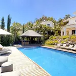 Rent 6 bedroom house of 1490 m² in Marbella