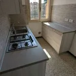 Affitto 3 camera appartamento di 85 m² in Bologna