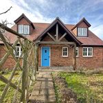 Rent 4 bedroom flat in New Forest