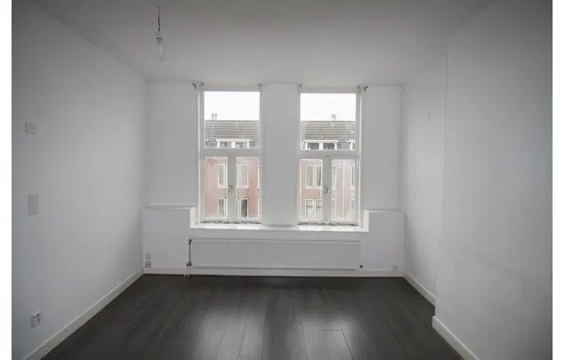 Huur 4 slaapkamer huis van 96 m² in Rotterdam