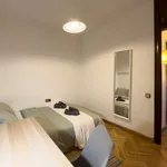 Rent a room of 100 m² in barcelona