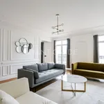 Rent 3 bedroom apartment of 125 m² in Paris