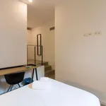 Rent a room of 71 m² in barcelona