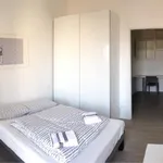 Rent 2 bedroom apartment in Turin