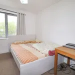 Rent 2 bedroom flat in Wales