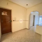 Affitto 3 camera appartamento di 86 m² in Palermo