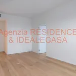 Rent 5 bedroom apartment of 150 m² in Padua