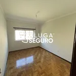 Rent 3 bedroom apartment of 156 m² in Braga