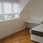 Rent 6 bedroom house in South East England