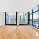 Rent 3 bedroom apartment in Wentworth Point